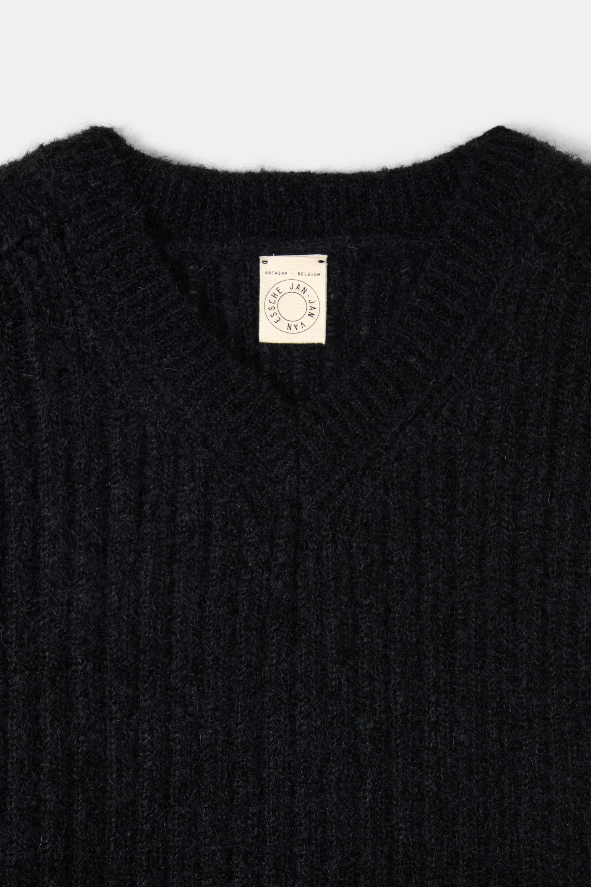 Wide Fit Sleeveless V-Neck - Image 3