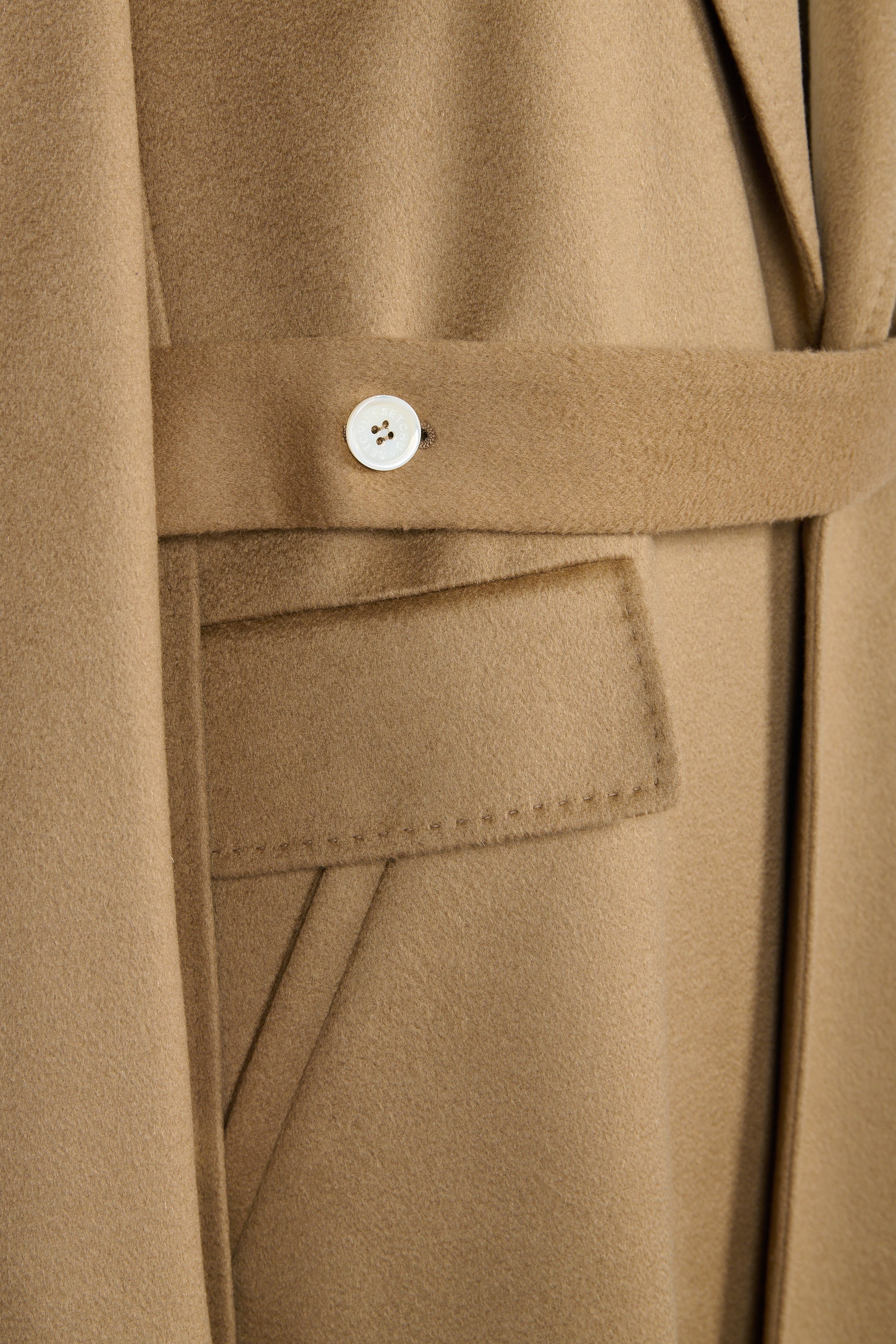 Camel Travel Coat - Image 7