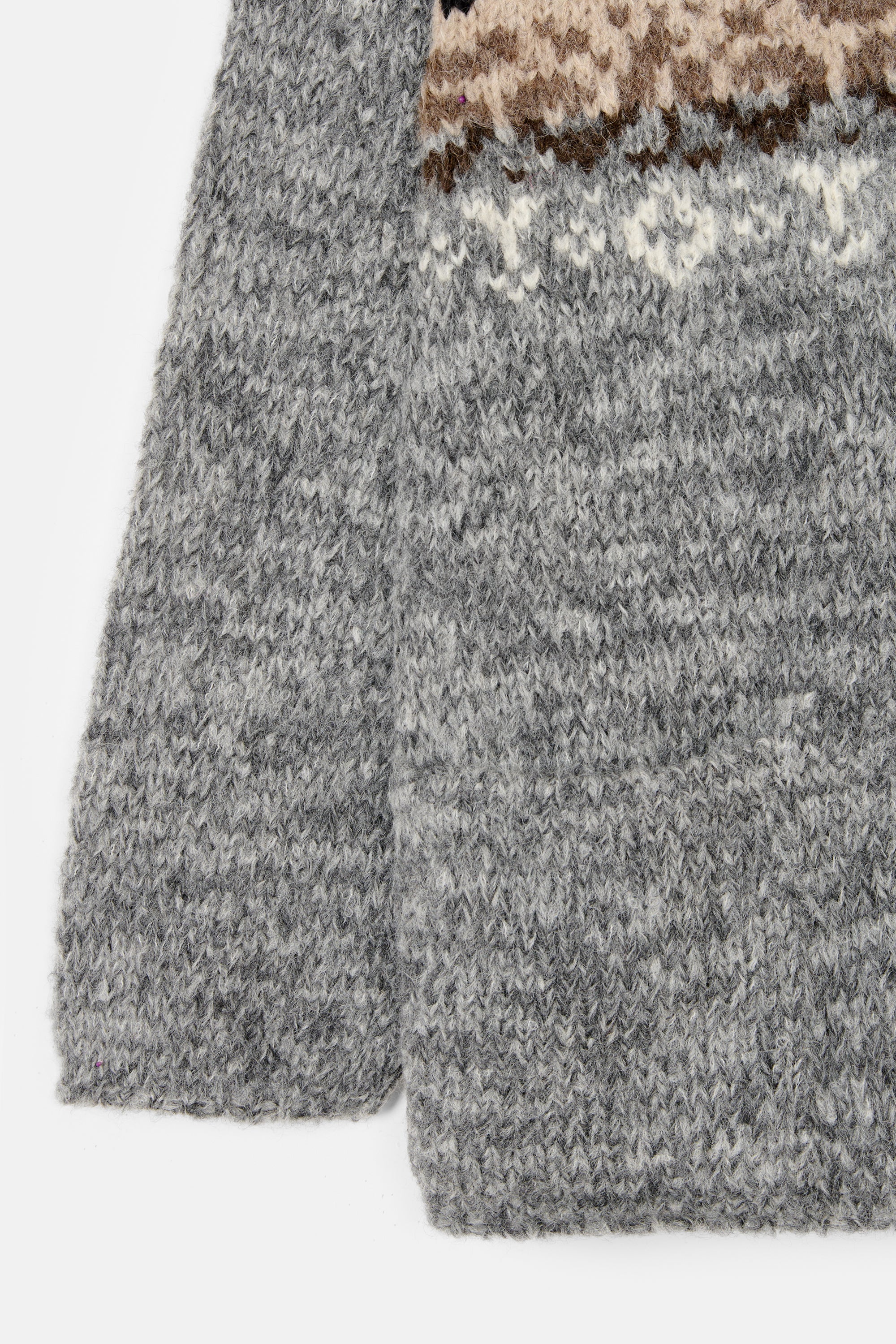 Cardigan 3 Buttons Fairisle V Neck - Image 4