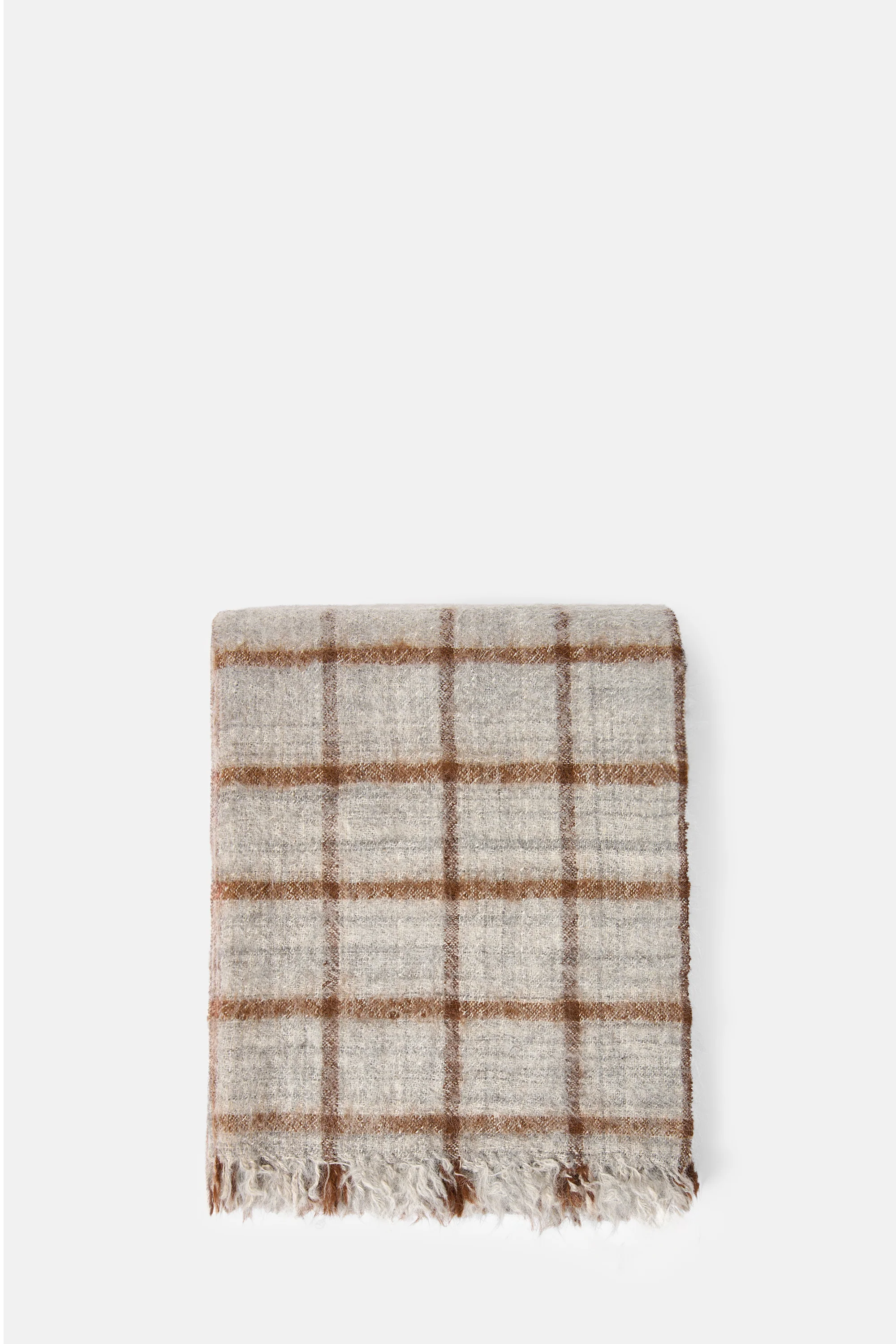 Checks Throw Plaid With Fringes - Image 4