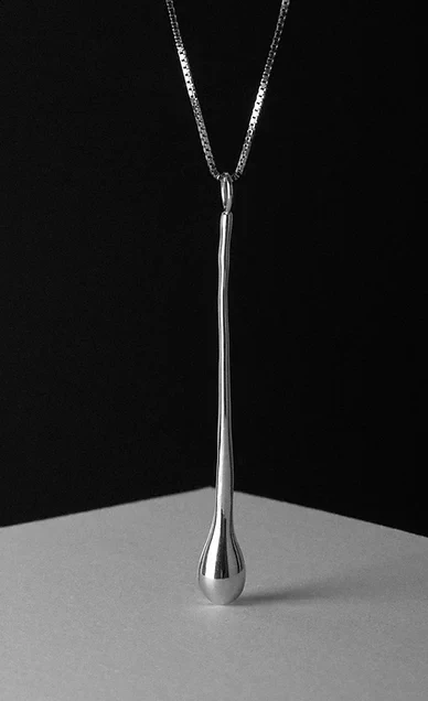 Crack On Tears Pendant - Image 3