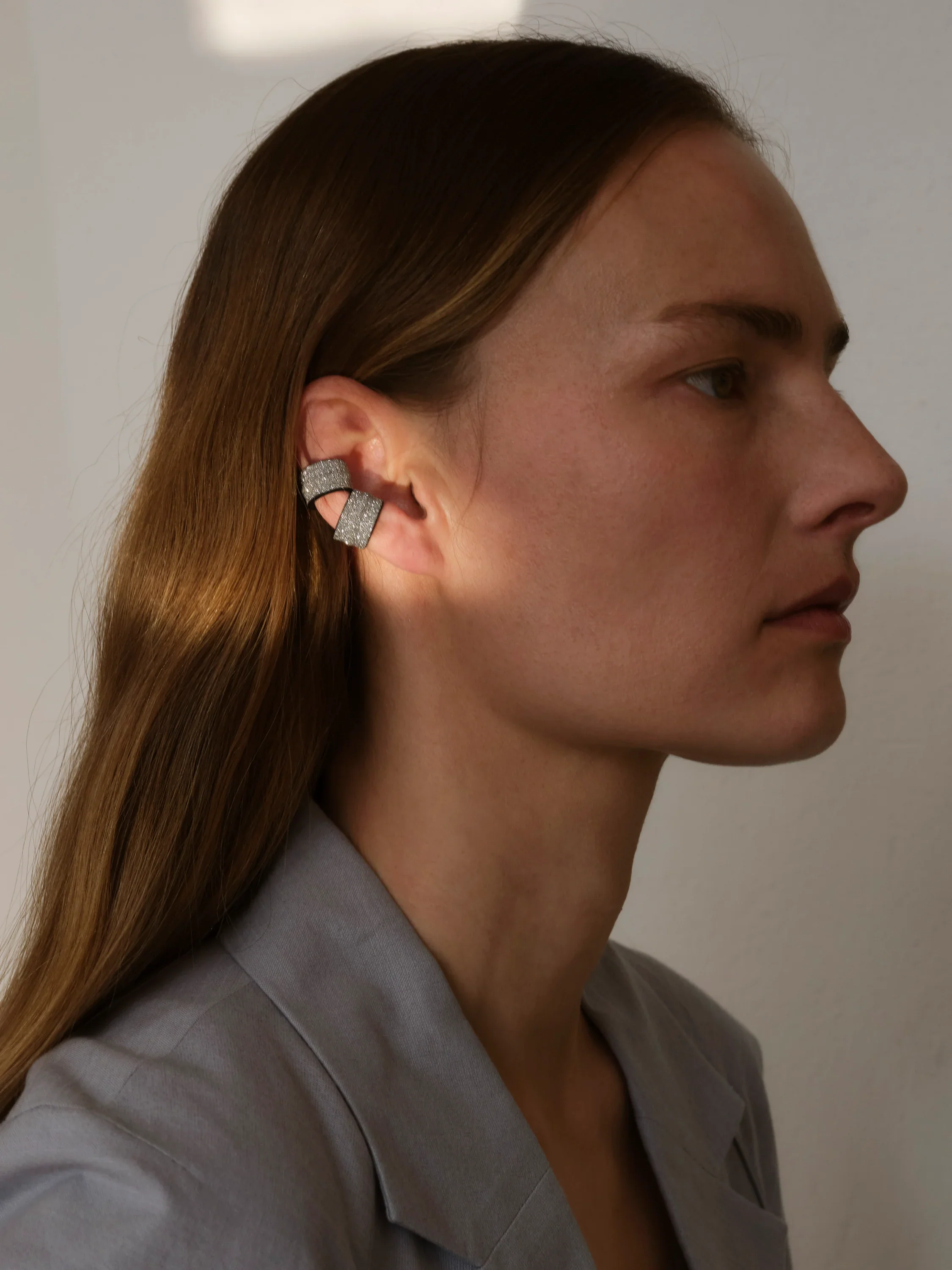 Crystal Magenta Luce Ear Cuff - Image 2