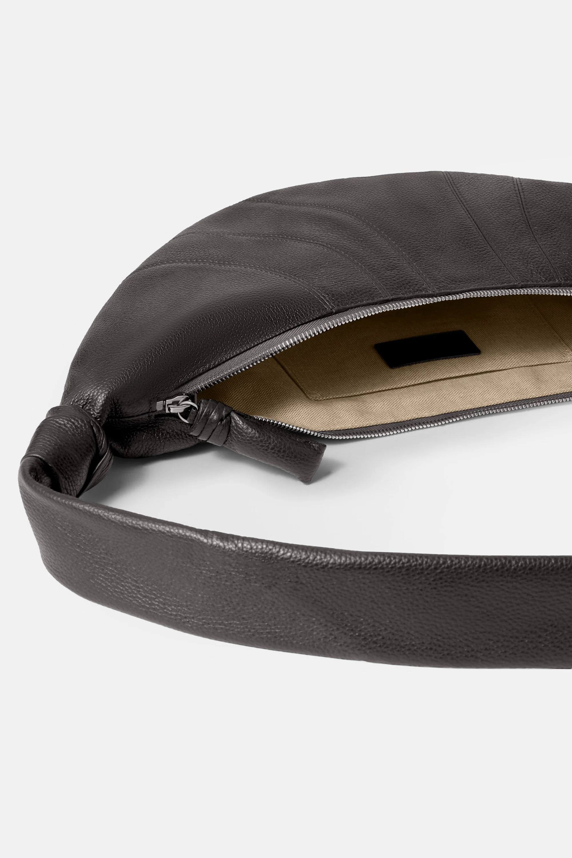Dark Chocolate Medium Croissant Bag - Image 3