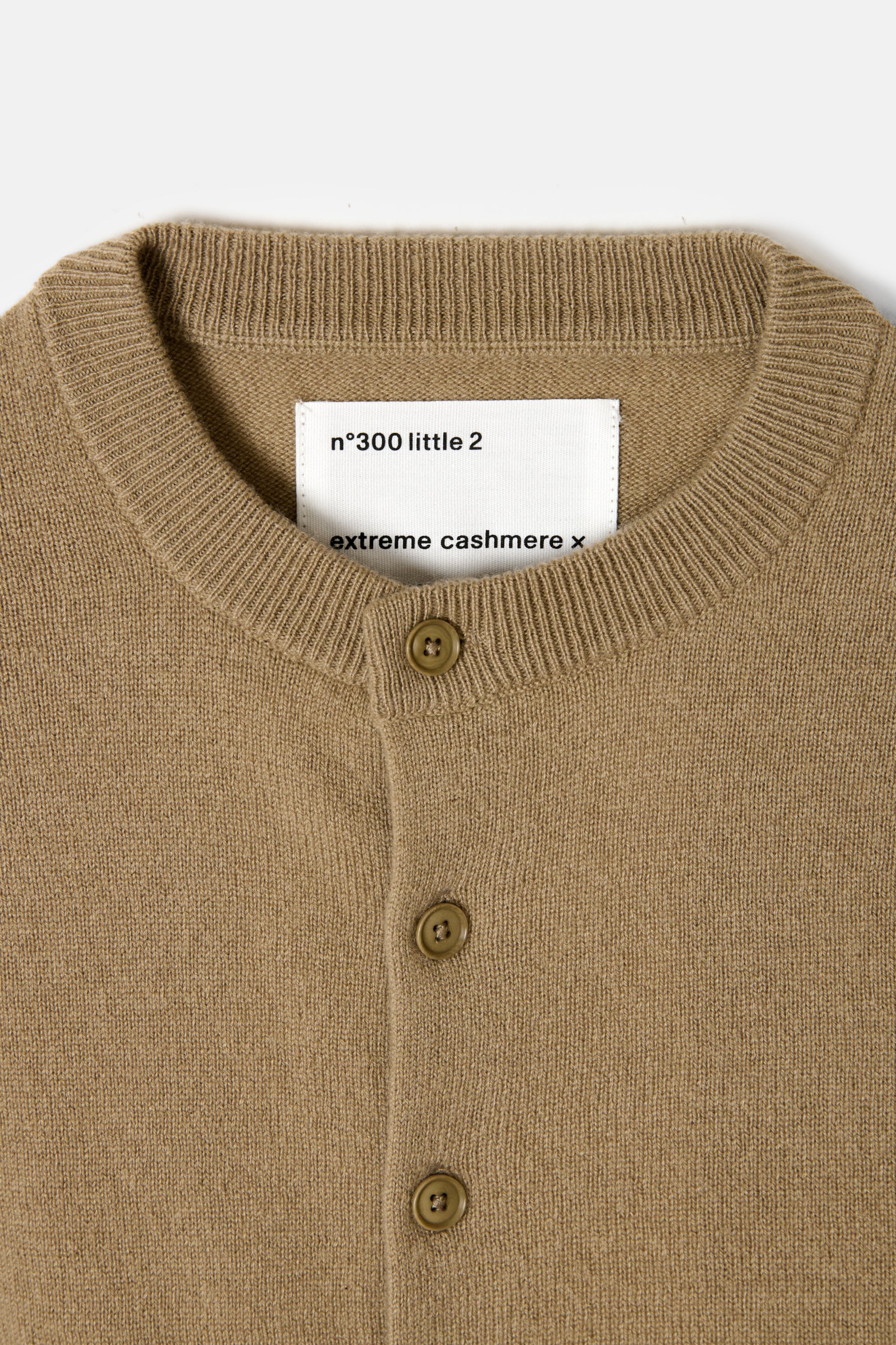 No 300 Little 2 Cardigan - Image 3