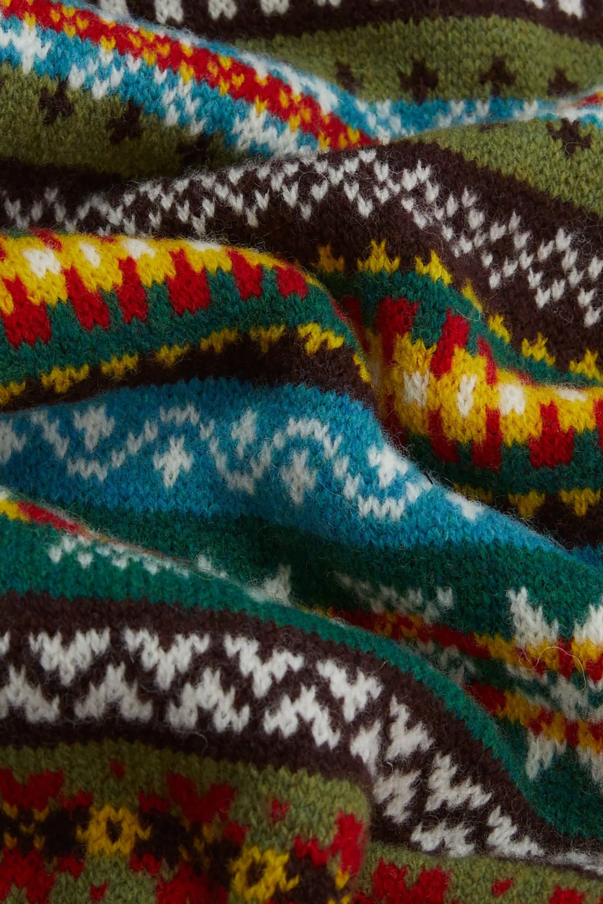 Green Fair Isle Lambswool Scarf - Image 4