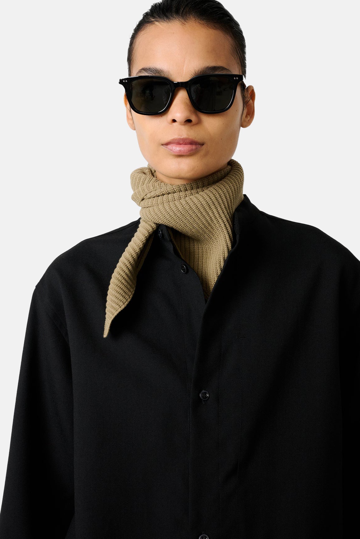 Black Noland Longline Shirt - Image 7