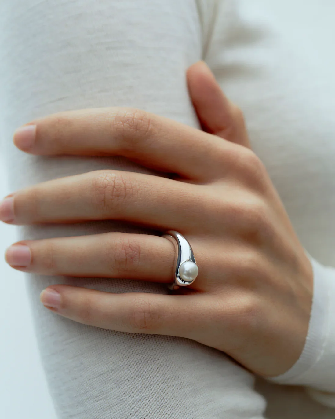 Dualism Freshwater Pearl Ring - Image 2