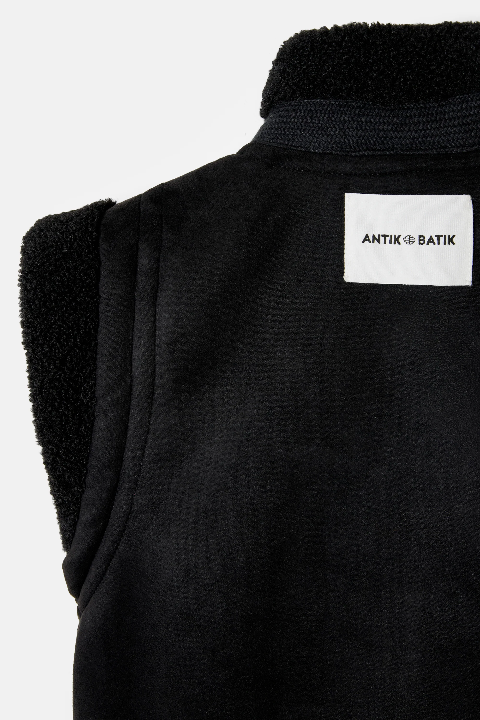 Sally Gilet - Image 7